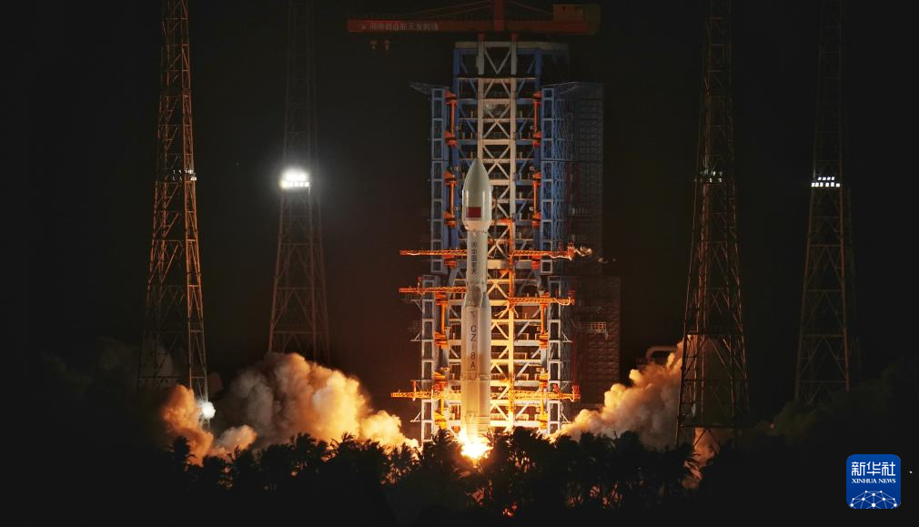 3月13日3时48分，我国在海南商业航天发射场使用长征八号甲运载火箭，成功将卫星互联网低轨20组卫星发射升空，卫星顺利进入预定轨道，发射任务获得圆满成功。新华社发（刘建秋 摄）