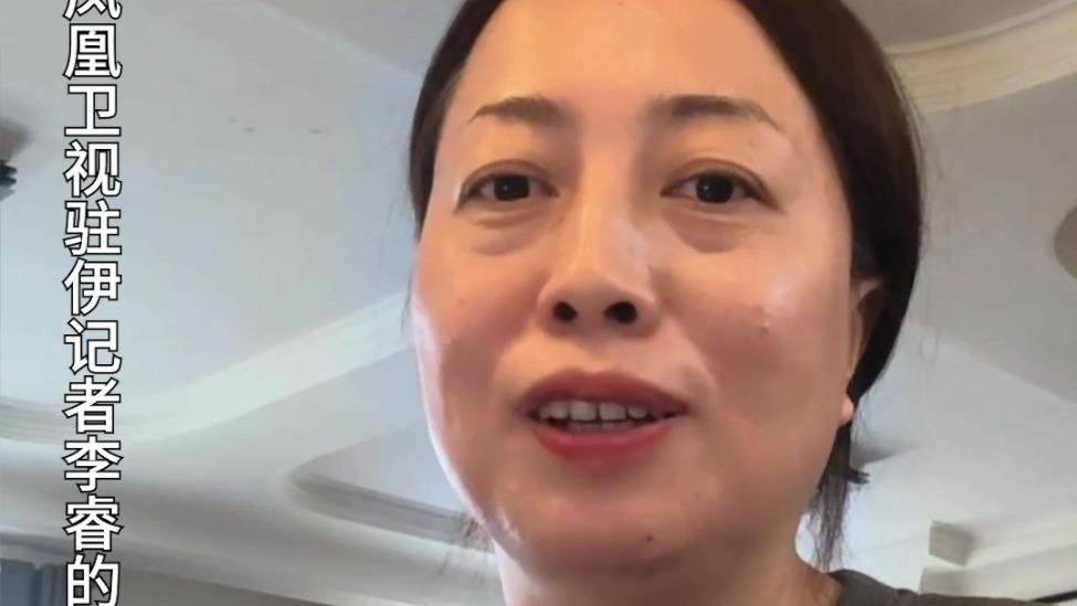 凤凰记者李睿：盖德尔之夜那天，天空漆黑、下着黑雨、空气呛到灼伤，半夜三点他们抱着婴儿坐在广场，我终于懂了什么叫信仰