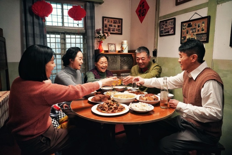 特稿·梁平|南京广电新剧《我深深地爱着你》亮相,“平淡”中还原普通人的奋斗与成长