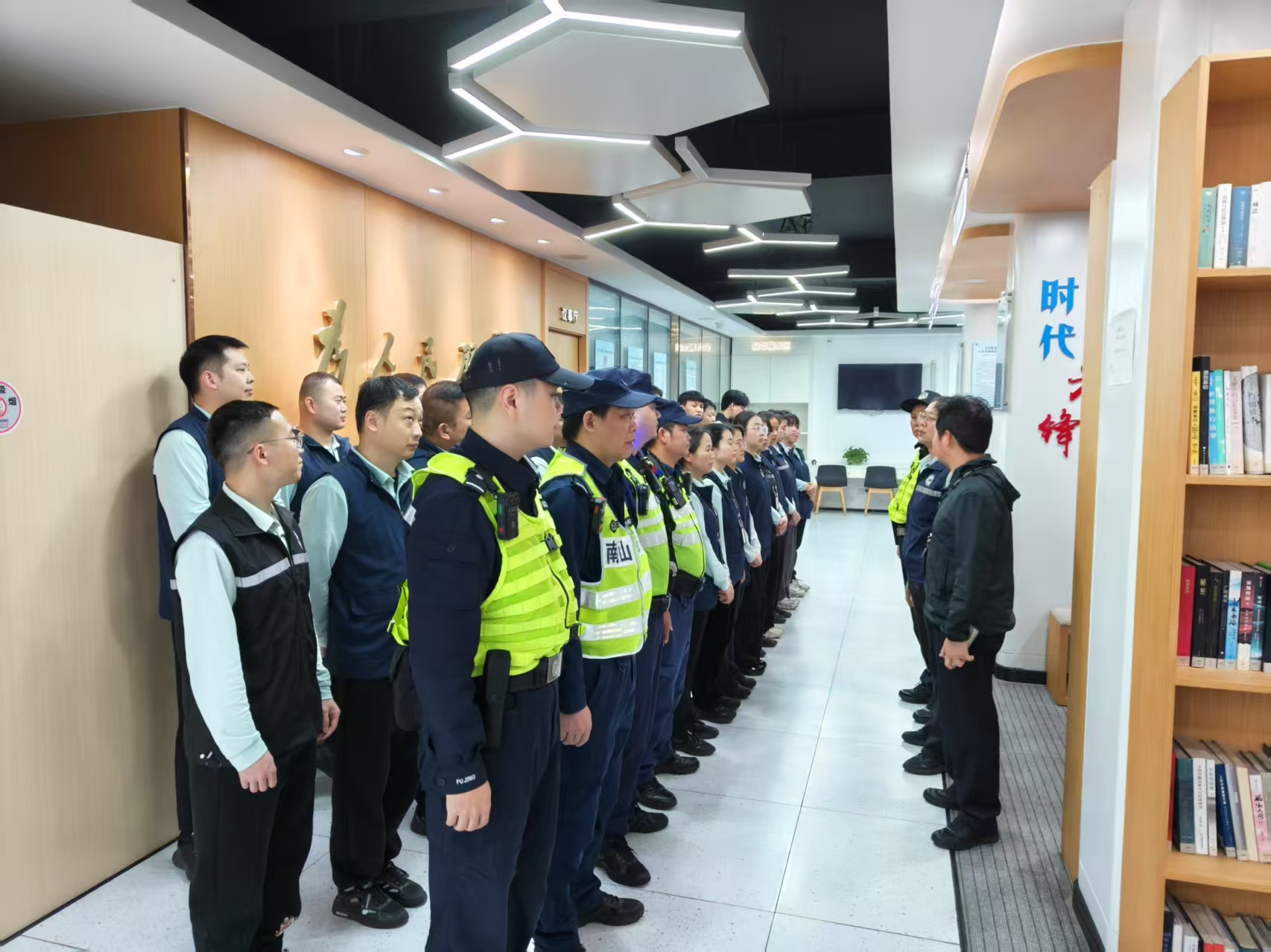 多方联动织密安全网 精准护航复工复产