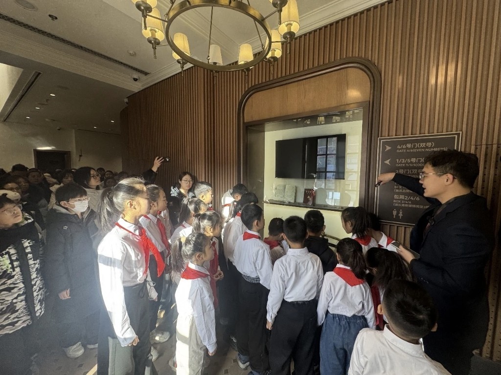 “音乐厅里的思政课”让孩子们入脑入心。(吉林省音乐厅 供图)