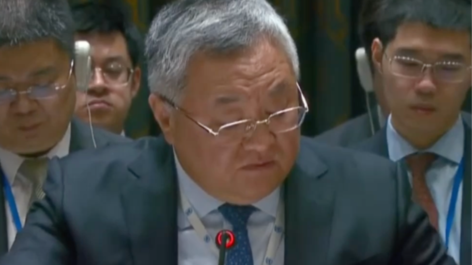 美国指责中俄“保护伊朗”，中方当场严词驳斥