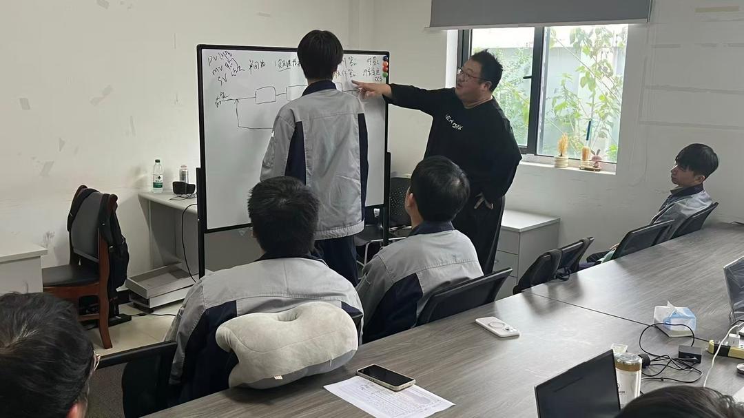 世纪恒祥大榭分公司班组培训 企业供图