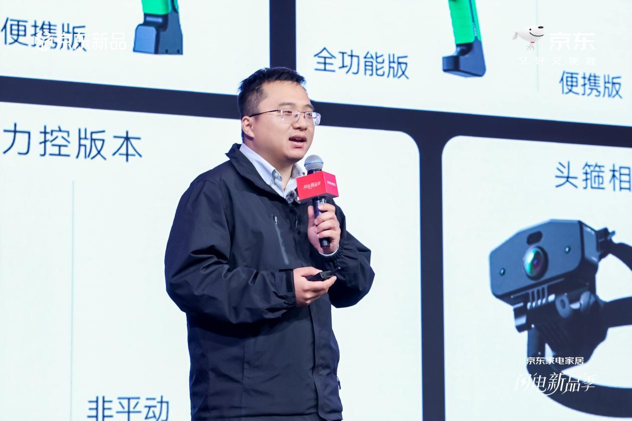 鹿明机器人AWE2026发布FastUMI Ego:全球首款无需建图的第一人称数采方案