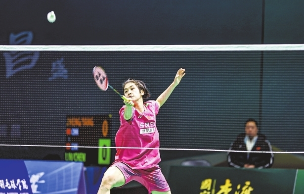 选手在比赛中。