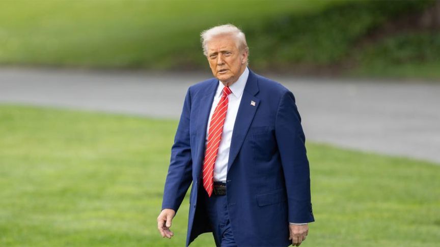 轰炸哈尔克岛，特朗普摊上大事！伊朗将放弃所有克制：全力报复