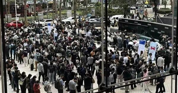 全民疯抢！60岁大爷大妈也开始养龙虾了 官方：极易引发网络攻击、信息泄露