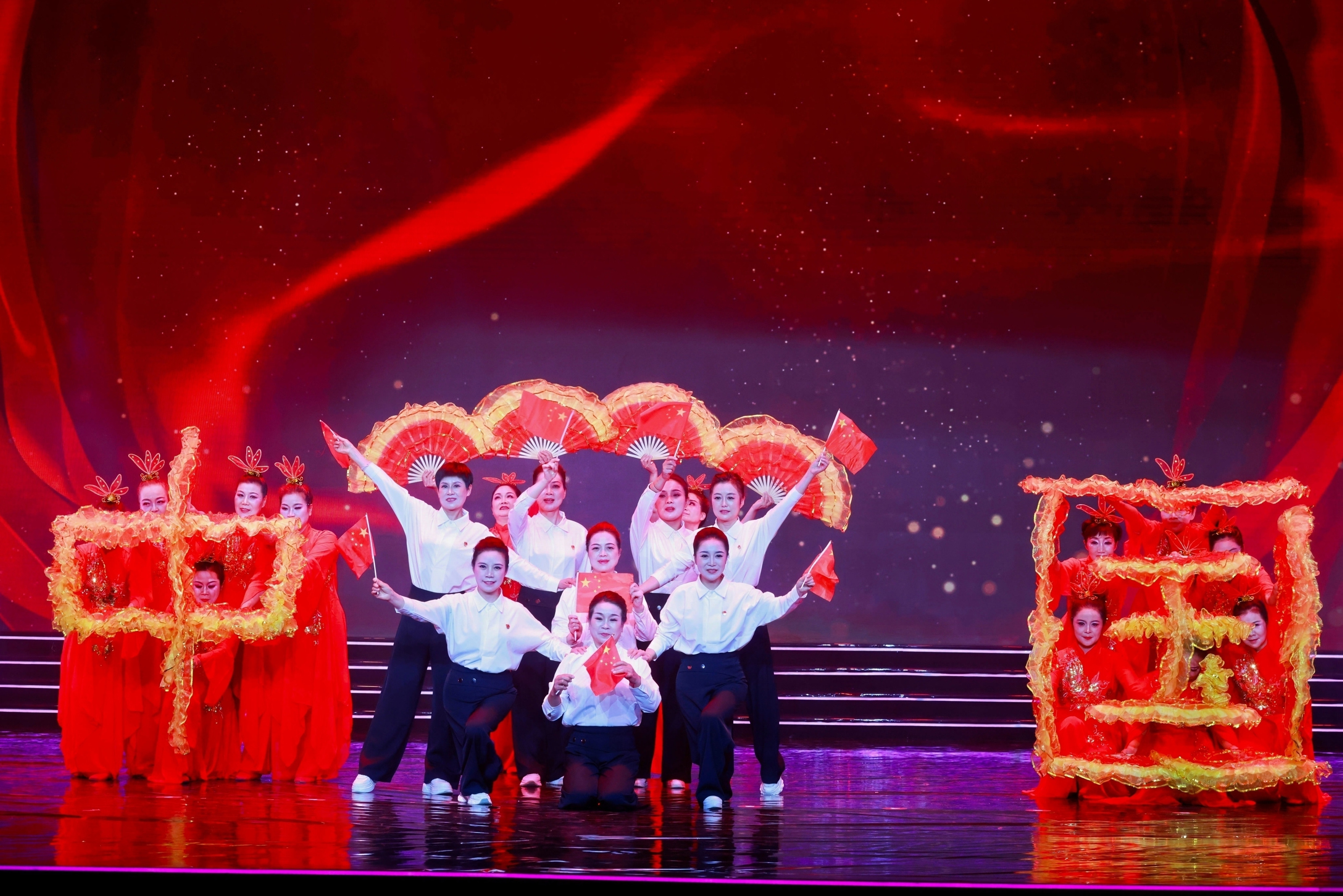 奉化:探索“老年教育+银发经济+文化养老”融合发展新模式 激活银龄发展新动能