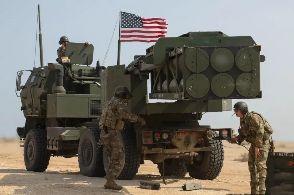 唐驳虎:特朗普认怂了?不,这两个伊朗岛屿危险了