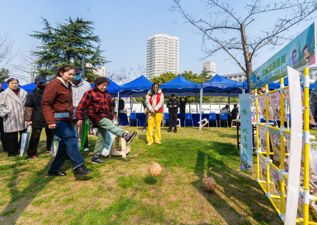 “植”得打卡！南京这场春日活动，让市民把知识和绿意一起带回家