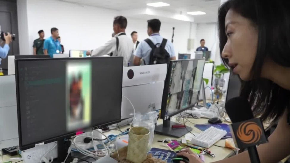 凤凰女记者实地探访柬埔寨电诈窝点，内部画面罕见