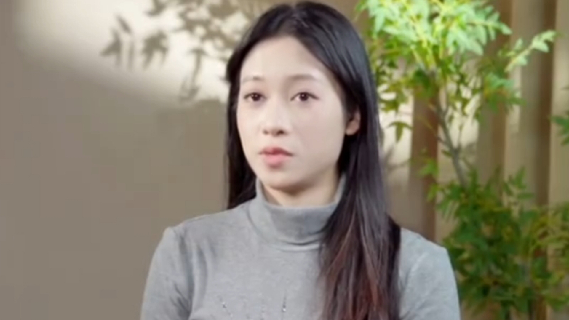 体操冠军吴柳芳回应转行自媒体后曾遭网暴：当时家庭非常困难很需要钱，实在想不到还有什么赚钱的路子，甚至想去夜场做纯跳舞的工作