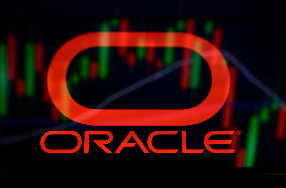 盘后一度大涨10%！甲骨文公布强劲业绩 AI订单强劲暂时缓解市场担忧