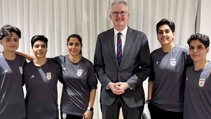 亚洲杯上拒唱国歌，5名向澳大利亚寻求政治庇护的伊朗女足球员都是谁？