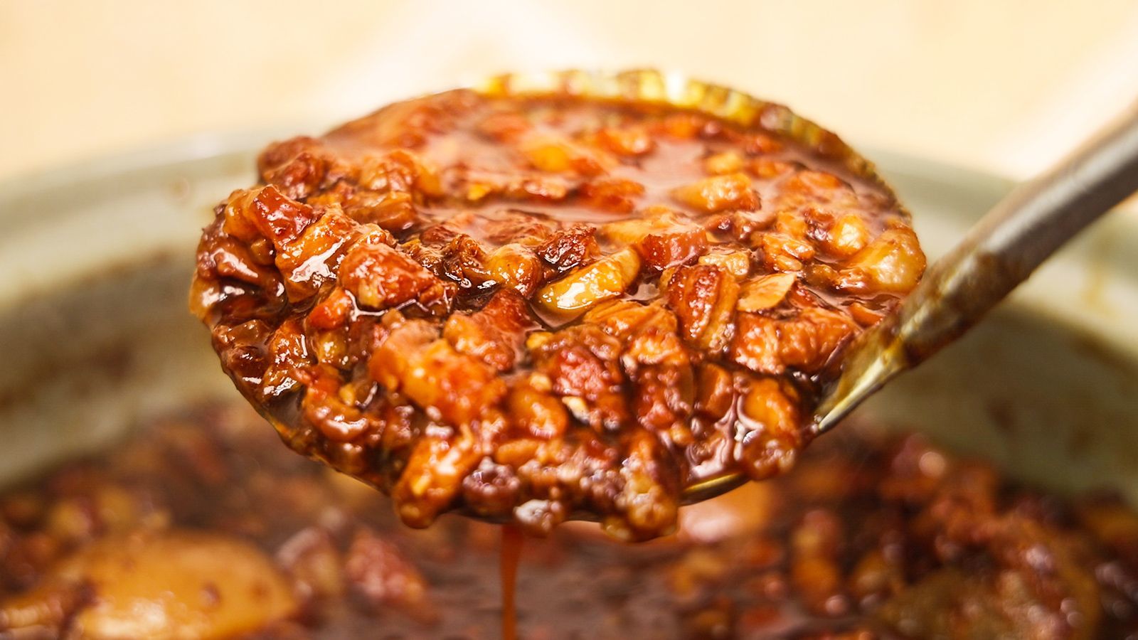 私藏多年的卤肉饭做法，香而不腻浓稠粘嘴