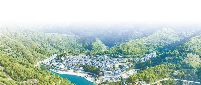 裕河镇（本版图片除署名外均为资料图）