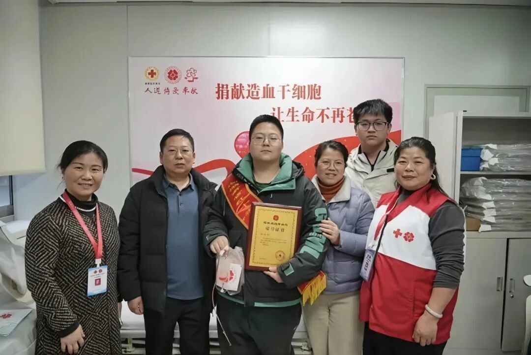 徐翔与家人