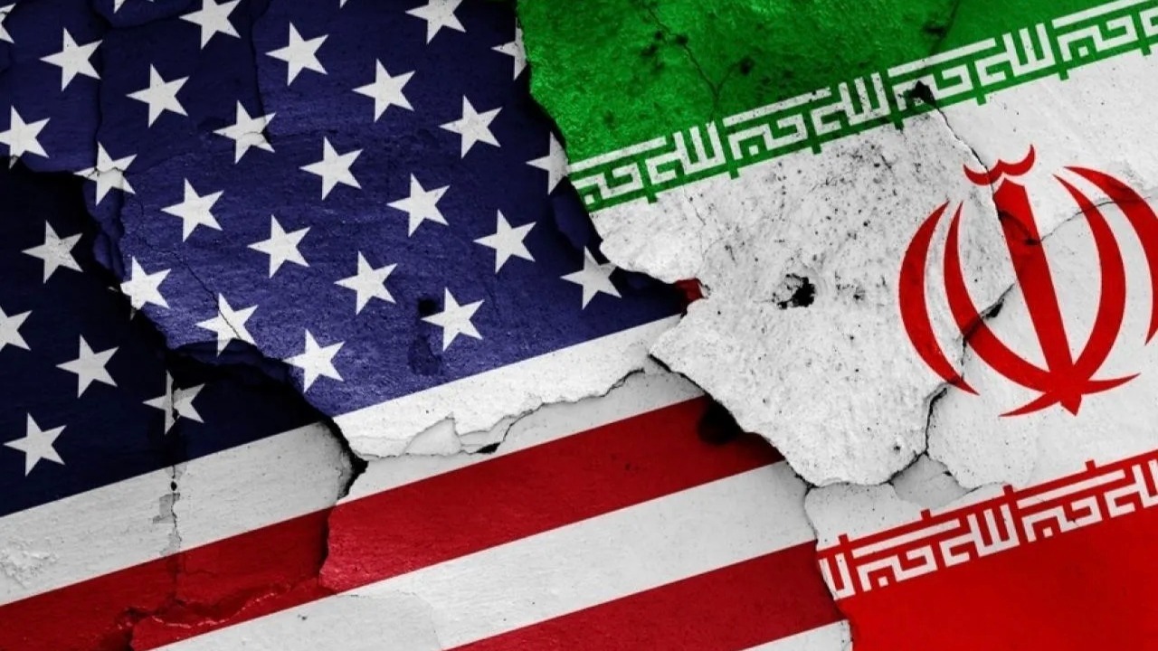 奥巴马曾公开表态：伊朗有和平利用核能的权利，美国无意改变伊朗现政权