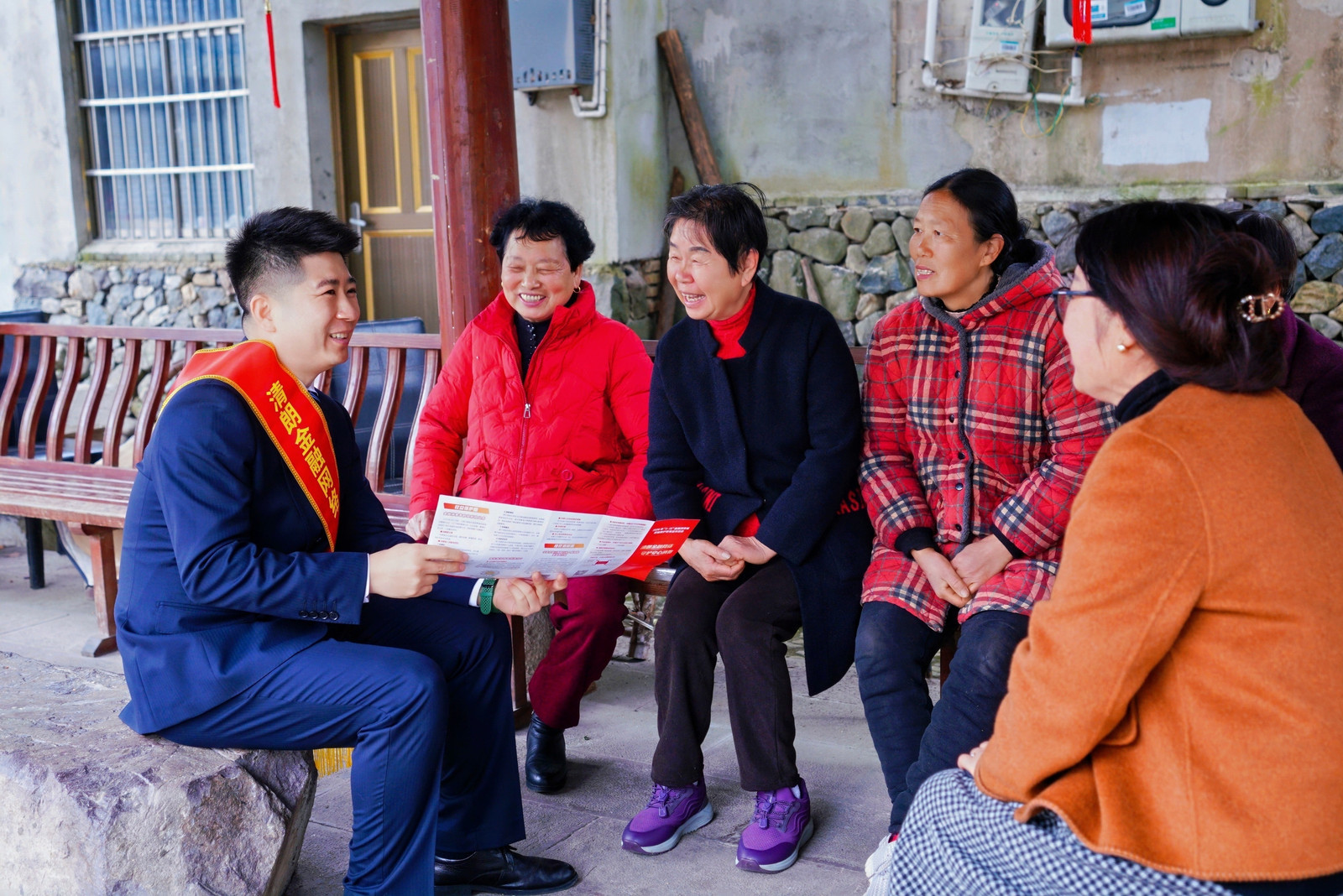 凝心聚力护权益 守正创新惠民生——宁波通商银行扎实开展2026年3・15系列宣教活动