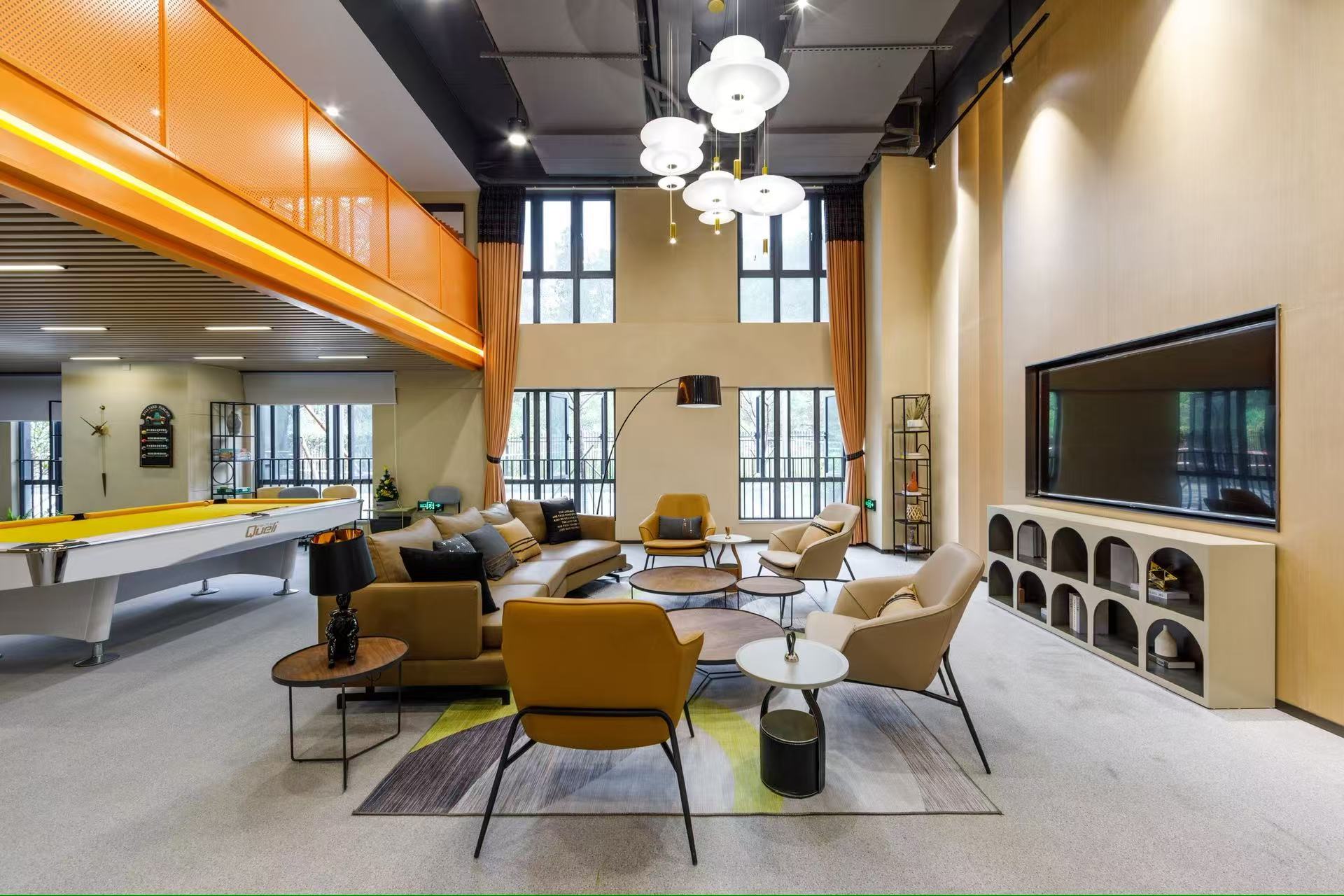 落脚青龙湾，深耕新龙岗！青年驿站一周年绘就人才服务新图景