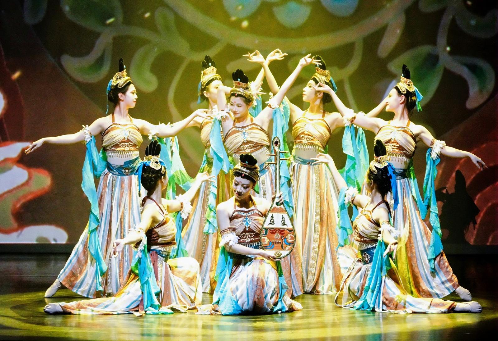  《敦煌·印迹》新加坡巡演吸引25万观众云端共舞