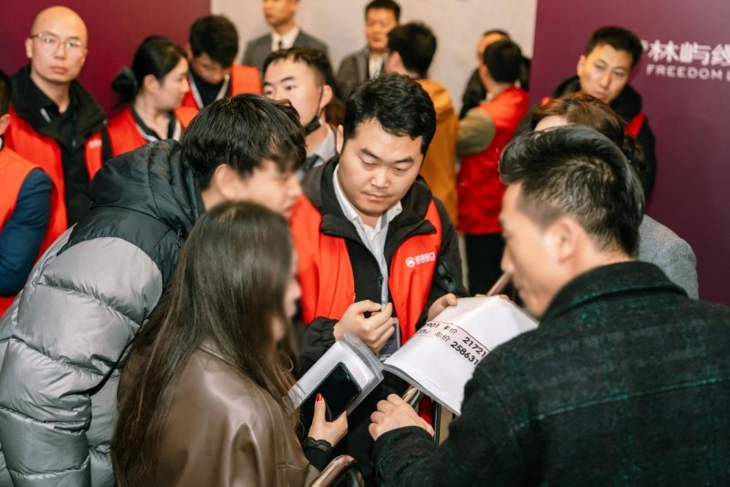 招商林屿缦岛三批次开盘现场实拍图