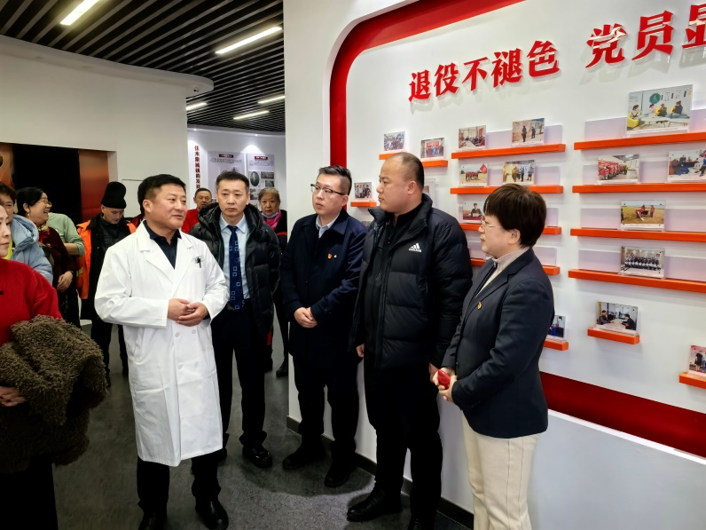 (“健康+金融”活动现场)