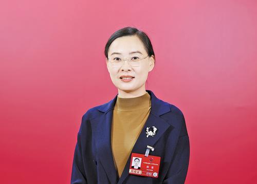 顾雪代表。 本报记者 霍艳恩摄
