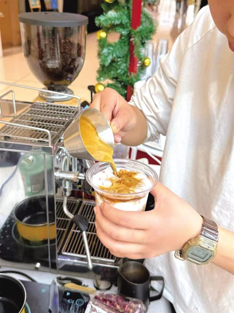 苦水玫瑰　兰州城里的一缕醉人甜香