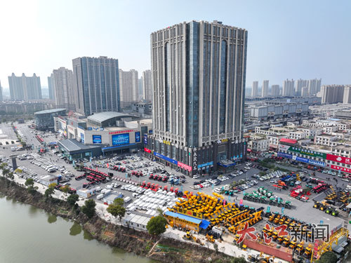 展会举办地江西省农机大市场会展中心。