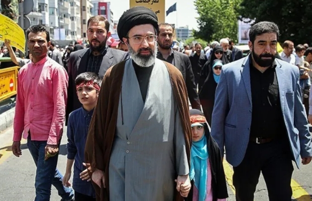 人物丨特朗普反对无效，伊朗新任最高领袖是他，对美以持何态度？