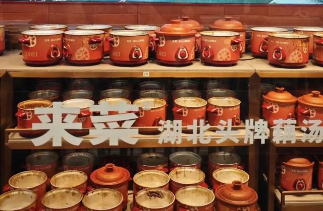 武汉人造得出漂亮饭，为何做不火湖北菜？