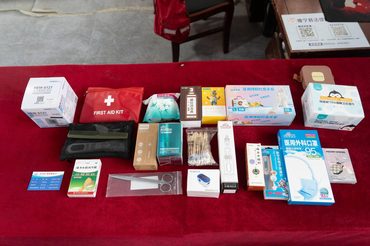 徐州睢宁“背包服务”藏大爱，暖从何来、久向何方？