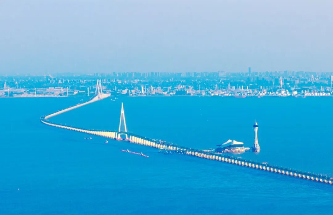 10月17日《杭州湾跨海大桥》宁波发布特约摄影师沈颖俊 摄.jpg