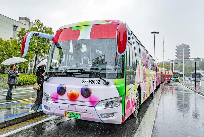 楚天都市报极目新闻记者李辉摄