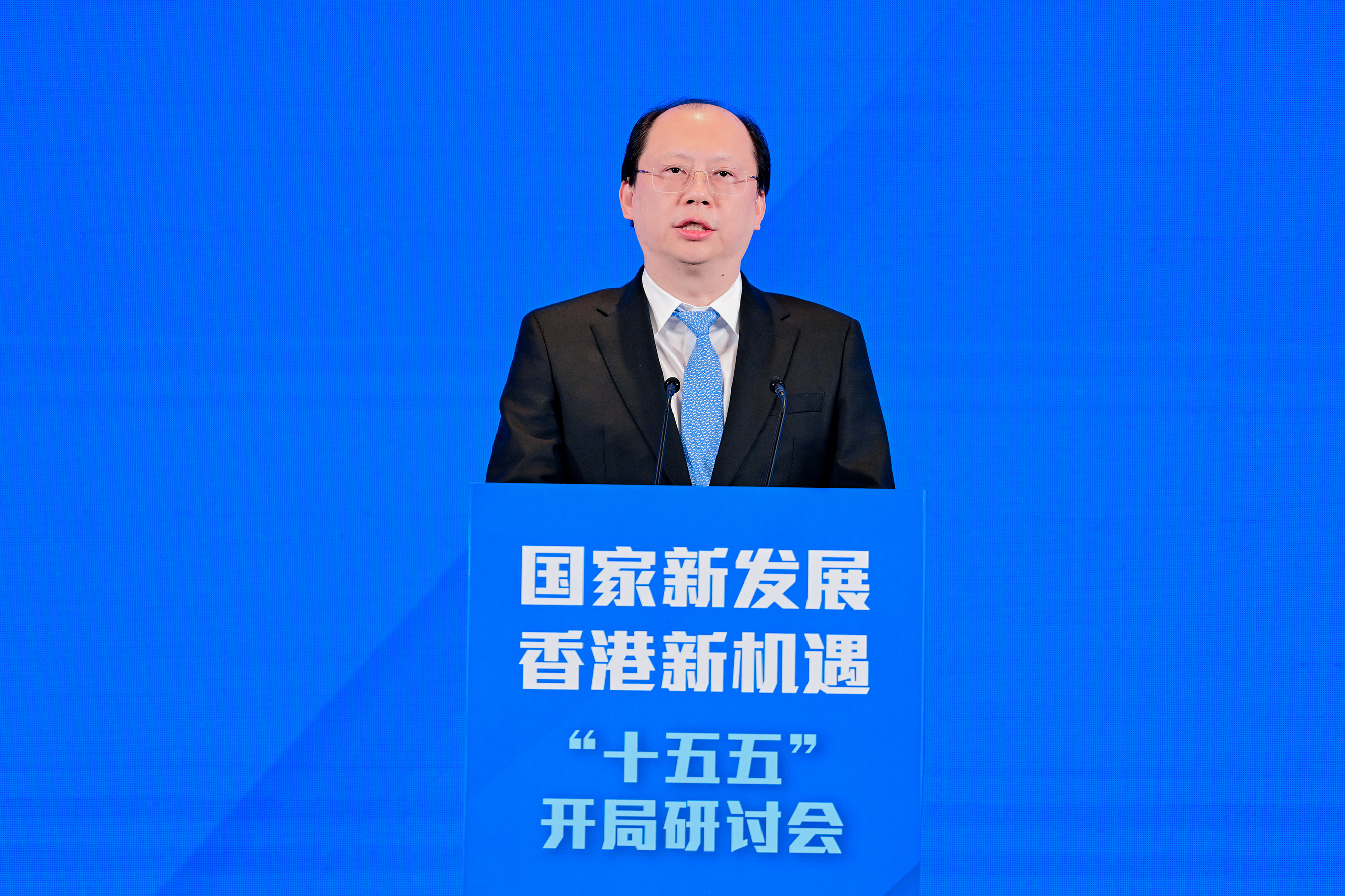 商务部党组成员、部长助理袁晓明