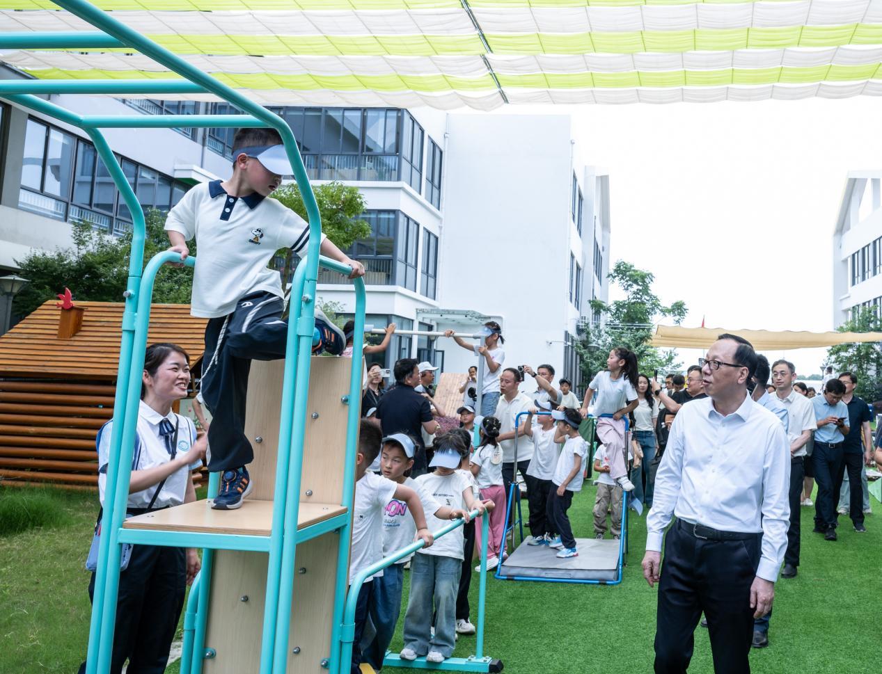 近视防控宣传月｜守护孩子视力，用好“三大法宝”——蒋沁教授支招儿童青少年近视防与控