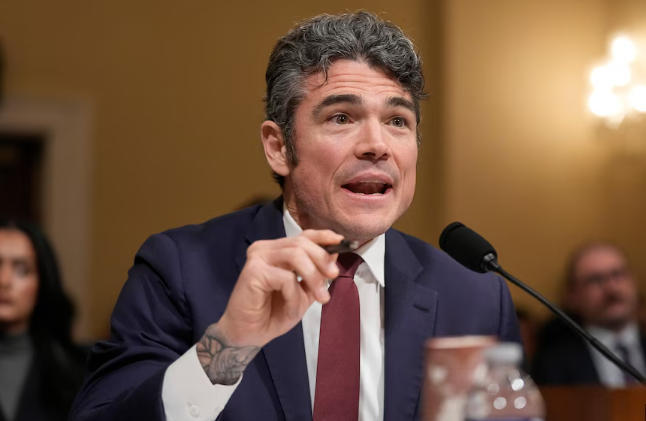 美媒:白宫未料到他会以公开信的方式辞职