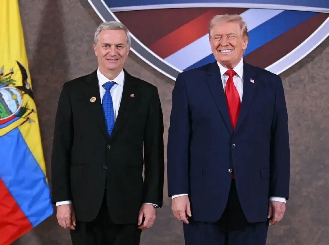 ▎2026年3月7日,美国总统唐纳德·特朗普和智利总统何塞·安东尼奥·卡斯特在佛罗里达州特朗普国家多拉尔度假村举行的“美洲之盾”峰会上。图源:盖蒂图片社