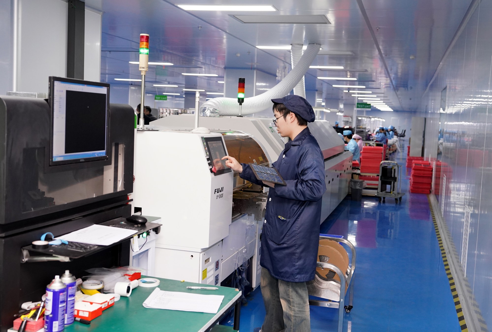 生产线忙起来，新余电子信息产业“加速跑”