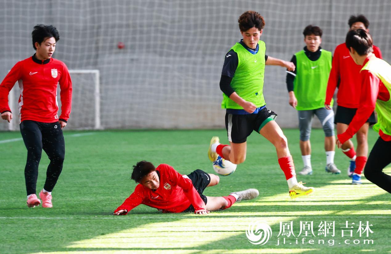 直击“东北超”长春队海选：外卖小哥、出租车司机、世界冠军……他们都想代表长春踢东北超