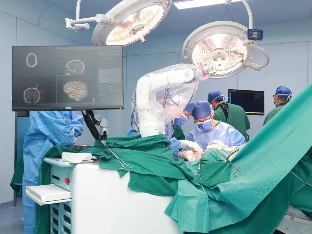 江西首例！这场脑机接口手术有望助失语者“开口说话”