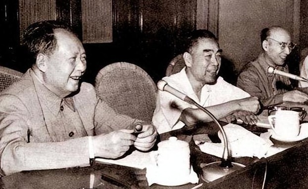 李克勤：1962-1966年毛主席的九项睿智方案