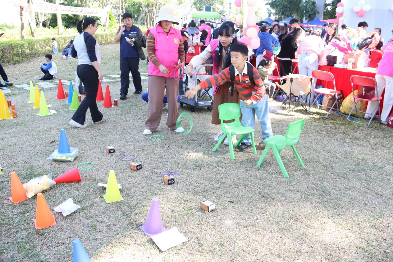 六载公益传温暖 巾帼聚力守初心  西乡街道妇联深耕“西乡她力量”品牌  2026年公益集市义卖圆满举行