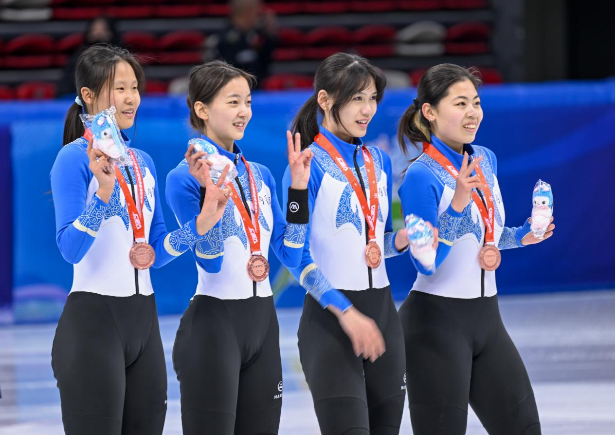 短道速滑全国冠军赛女子3000米接力：内蒙古队摘铜