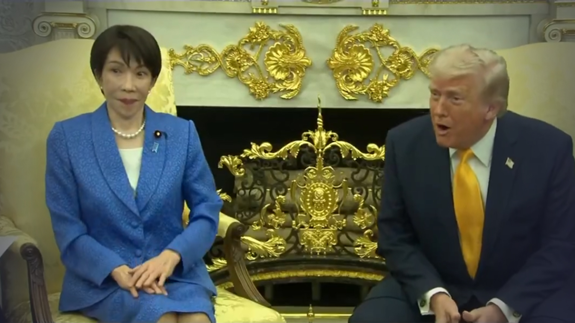 突袭伊朗为何不通知盟友？特朗普答日媒：你们偷袭珍珠港也没通知我们，高市早苗在旁倒吸一大口气…