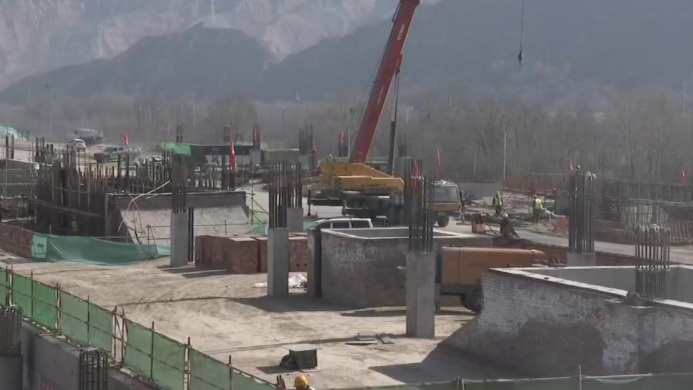 兰合铁路临夏站进入主体结构封顶关键阶段