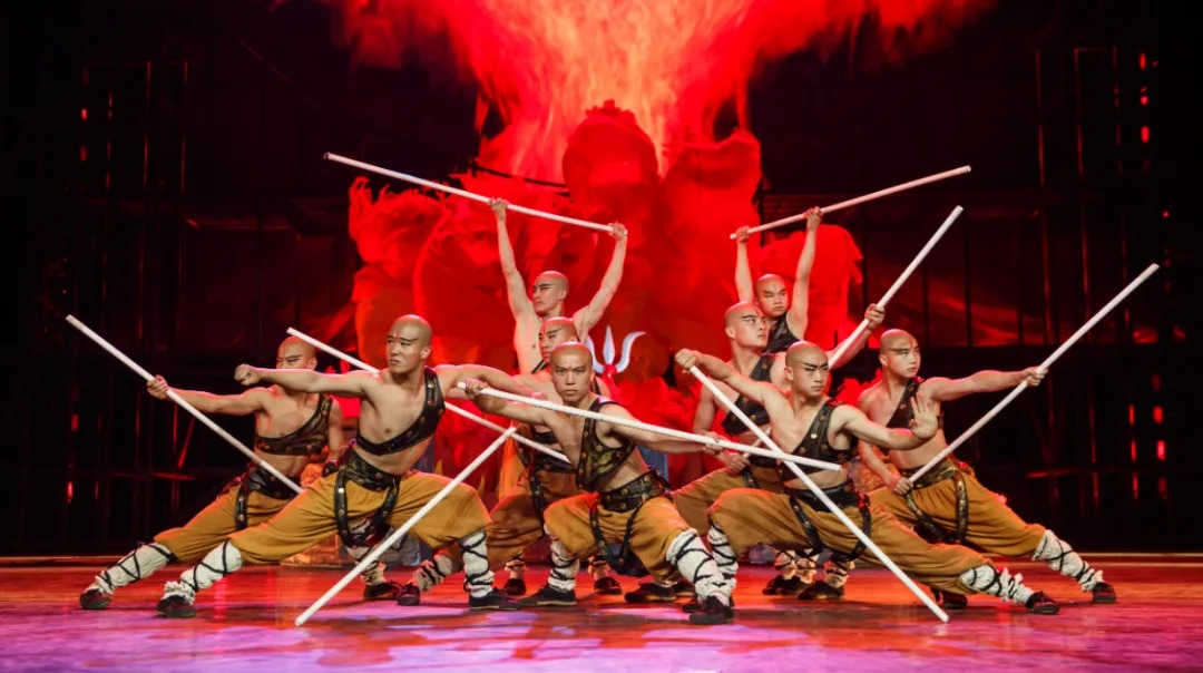 少林小龙武校扮演团参演浙江湖州龙之梦《功夫别传》火热上演