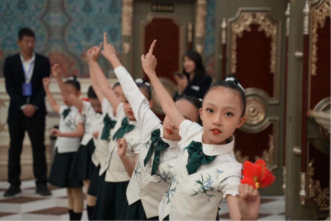 黑龙江省侨联青年委员会：“侨青”聚力龙抬头，企业风采展宏图——二月二“侨青”企业展，共建创新力量