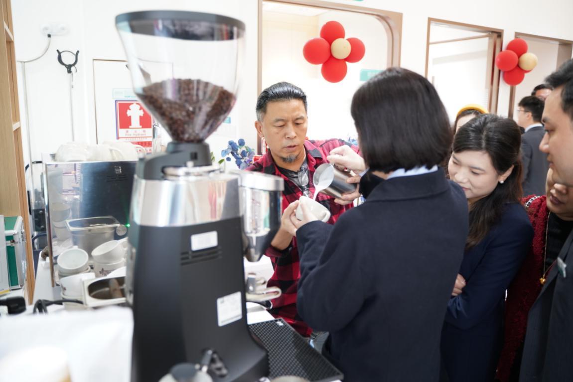 农行深圳分行营业部开展特色消保宣传教育活动